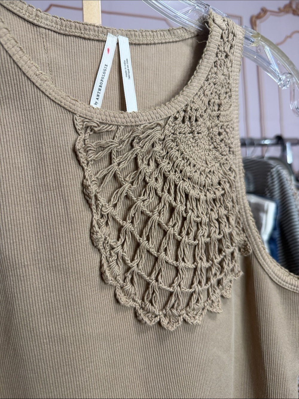 Anthropologie Crochet Appliqué Ribbed Neutral Beige Boho Sleeveless Tank Top - Picture 4 of 11